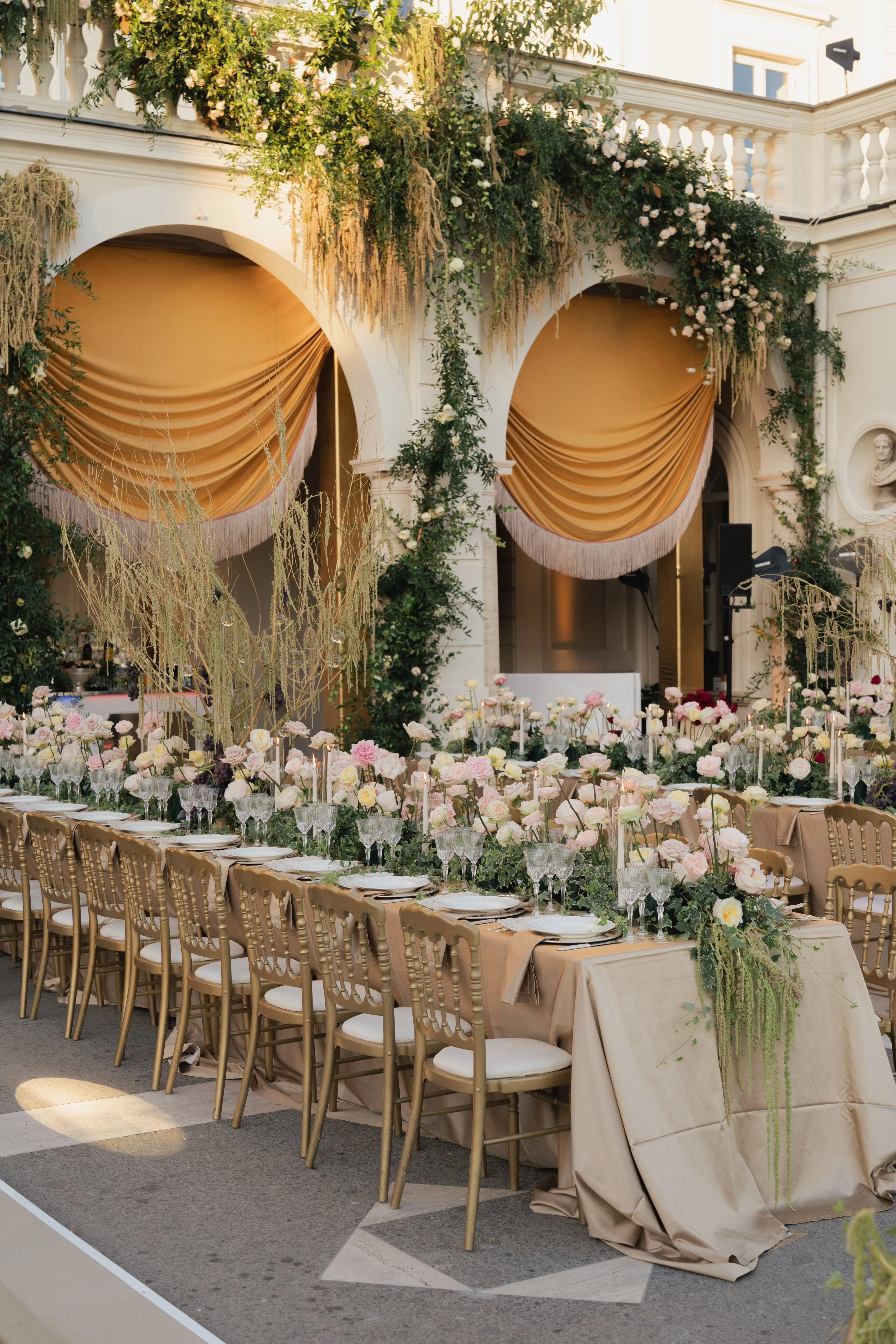 Weddings Planned with Grandeur and a Modern Twist.